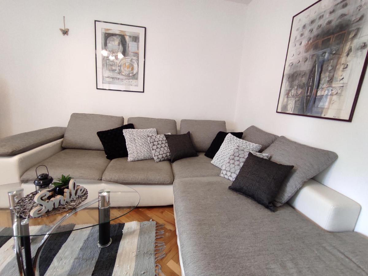 Deluxe Apartman Pervan Split Exterior foto