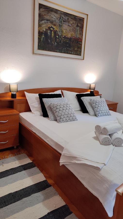 Deluxe Apartman Pervan Split Exterior foto