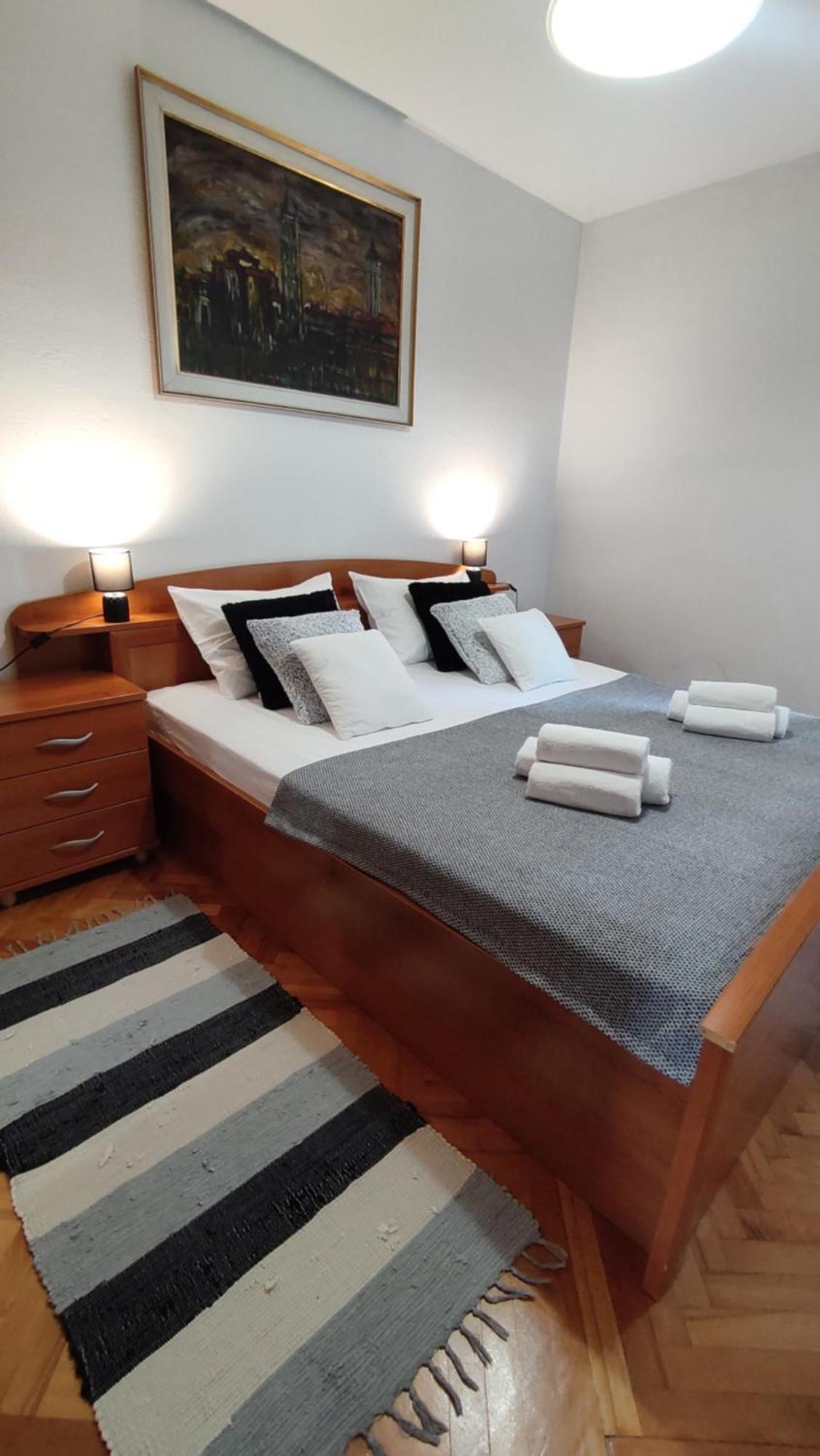 Deluxe Apartman Pervan Split Exterior foto